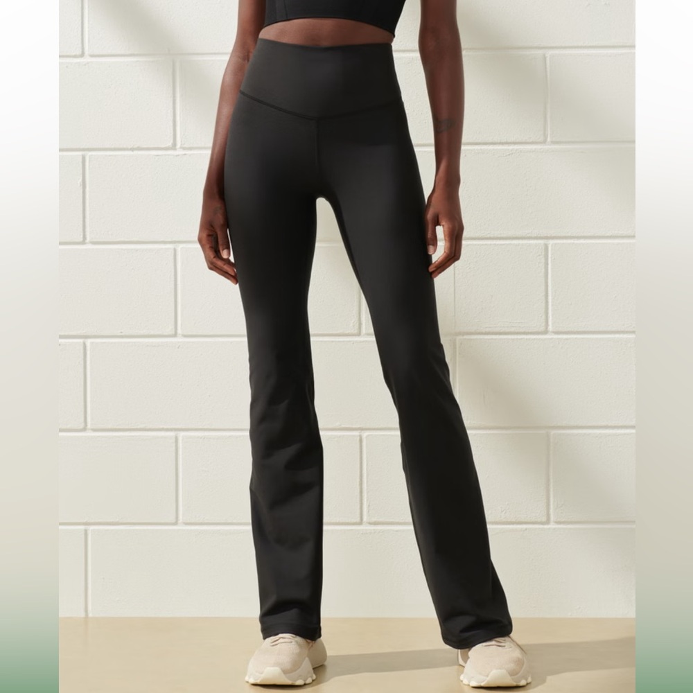 YPB sculptLUX Flare Legging